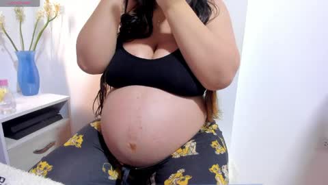 zoe online show from April 2026 07:21:02 PM