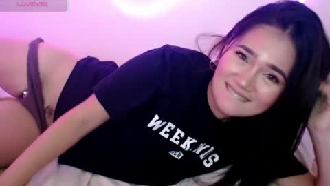 Snapshot of simplykhate chatting on July 2026 03:23:01 AM Adrianna Fowler online show from July 2026 03:23:01 AM