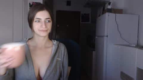 simyhvn online show from February 2025 05:47:02 AM