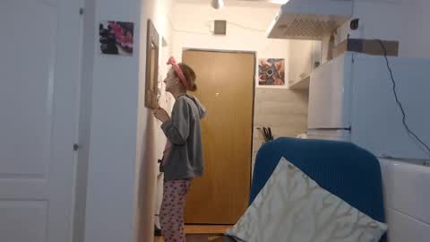 simyhvn online show from February 2025 05:09:01 AM