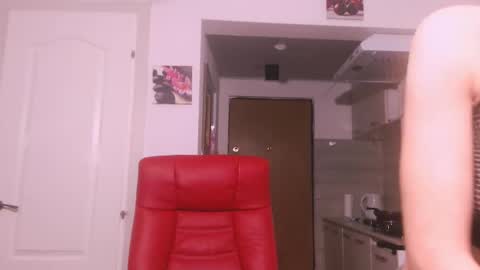 simyhvn online show from December 2025 06:18:01 AM