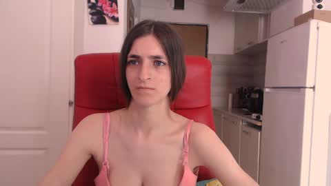 Snapshot of simyhvn chatting on May 2026 02:45:01 PM simyhvn online show from May 2026 02:45:01 PM