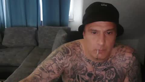 sinalco1975 online show from November 2025 08:11:02 AM