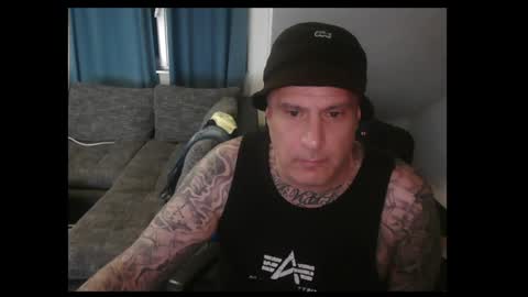 sinalco1975 online show from May 2026 01:44:01 AM