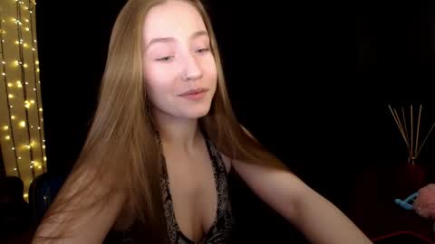 Sindi online show from April 2026 07:19:01 PM