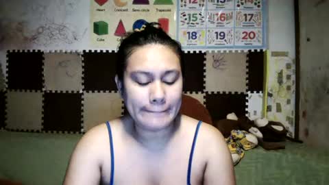 Snapshot of singlemomma31 chatting on July 2026 01:52:02 PM stef online show from July 2026 01:52:02 PM