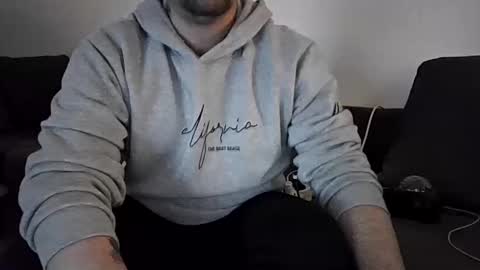 Snapshot of sinned09 chatting on April 2026 11:58:01 PM sinned09 online show from April 2026 11:58:01 PM