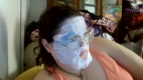 Siofra online show from October 2025 03:25:01 PM