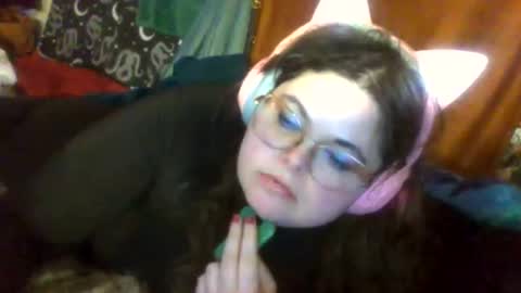 Siofra online show from December 2025 08:36:02 PM