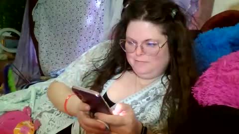 Siofra online show from April 2026 09:41:02 PM