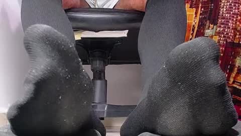 only foot                         worshipers here online show from March 2025 09:42:02 PM