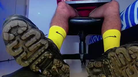 only foot                         worshipers here online show from February 2026 08:48:02 AM