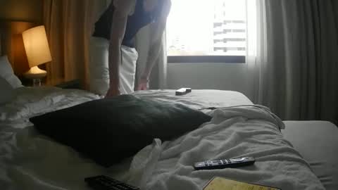 Danny skiff online show from November 2025 08:40:02 PM