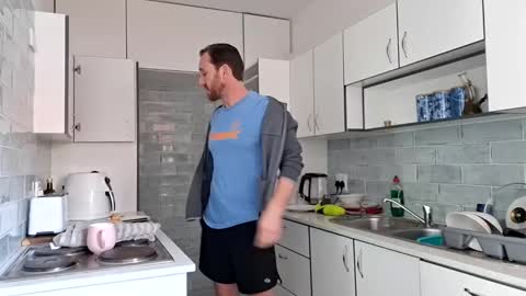 Giovanni online show from September 2025 10:15:02 AM