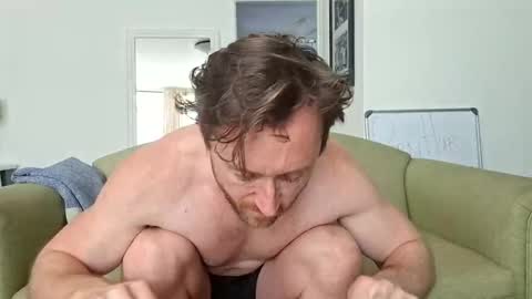 Giovanni online show from October 2025 09:18:02 AM