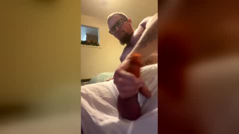 sirhc2316 online show from March 2026 12:08:01 AM