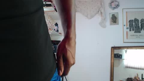 siriss_boyrag online show from September 2025 04:08:02 PM