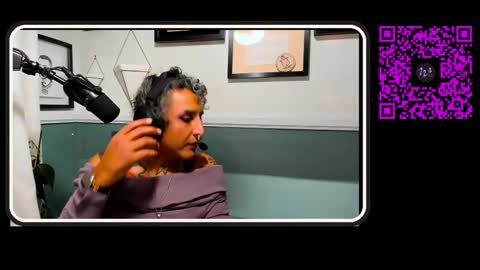 Snapshot of sirmrwombat chatting on February 2026 04:57:02 AM SirMrWombat online show from February 2026 04:57:02 AM