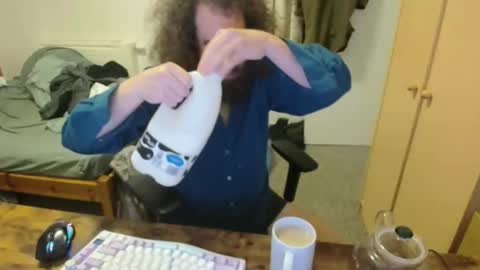 Snapshot of sirspammer chatting on March 2026 12:59:01 AM sirspammer online show from March 2026 12:59:01 AM