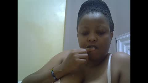 Snapshot of sisibrown97 chatting on May 2026 05:12:01 AM brown online show from May 2026 05:12:01 AM