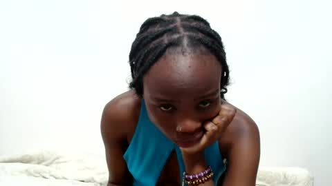 Snapshot of sismile chatting on March 2026 07:44:01 PM shannie online show from March 2026 07:44:01 PM