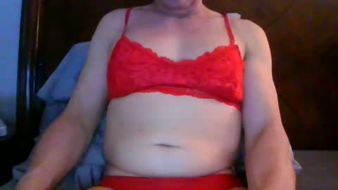 wants to suck cock online show from June 2026 11:16:01 PM