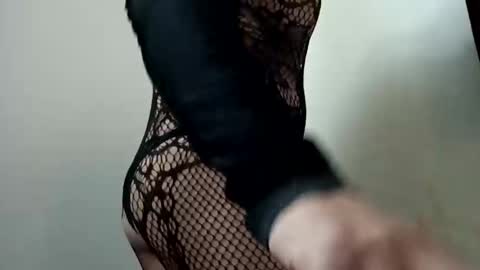 Snapshot of sissysexy566 chatting on December 2025 05:45:02 AM Sissysexy online show from December 2025 05:45:02 AM