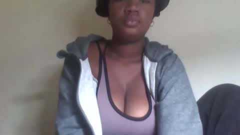 Snapshot of sisyh697532 chatting on May 2026 04:09:01 AM sisyh697532 online show from May 2026 04:09:01 AM