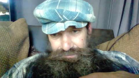 Snapshot of sitonmybeardxxx chatting on May 2026 06:57:01 PM sitonmybeardxxx online show from May 2026 06:57:01 PM