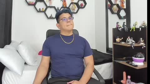 Siul Thompson online show from January 2025 07:29:02 PM