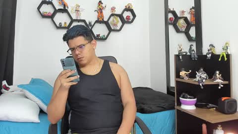 Siul Thompson online show from February 2025 12:22:02 PM