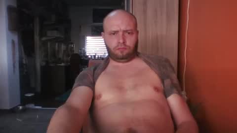 Snapshot of sixten19795 chatting on March 2025 03:28:02 PM sixten19795 online show from March 2025 03:28:02 PM