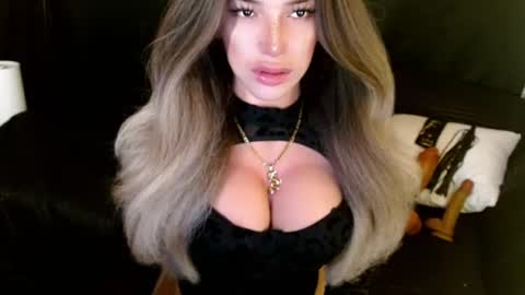 Snapshot of sizzling_cassie130 chatting on June 2026 02:34:01 AM Cassie online show from June 2026 02:34:01 AM