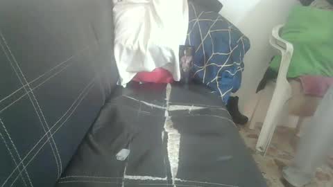 Snapshot of skanky_little_dolls chatting on September 2025 10:10:02 PM skanky_little_dolls online show from September 2025 10:10:02 PM