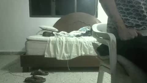 Snapshot of skanky_little_dolls chatting on November 2025 09:14:01 PM skanky_little_dolls online show from November 2025 09:14:01 PM