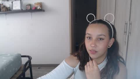 Alice online show from December 2024 06:35:01 PM