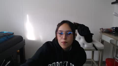 Alice online show from February 2025 09:17:01 PM