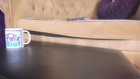 skarlettbarnes online show from May 2026 12:00:01 PM