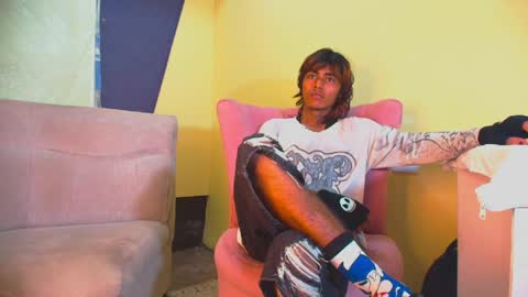 skate_hot online show from May 2026 11:49:02 AM