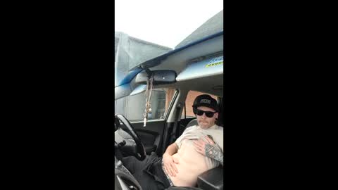 skateruncut online show from April 2026 11:37:01 AM