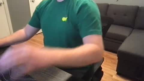 Snapshot of skilledstroker chatting on December 2024 07:47:02 AM skilledstroker online show from December 2024 07:47:02 AM