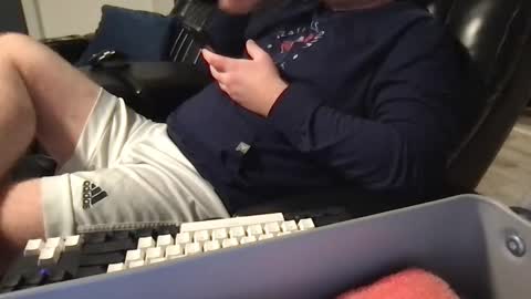 Snapshot of skilledstroker chatting on February 2025 04:15:02 AM skilledstroker online show from February 2025 04:15:02 AM