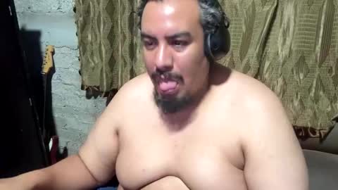 Snapshot of skinhell chatting on March 2026 02:00:02 AM Elias online show from March 2026 02:00:02 AM