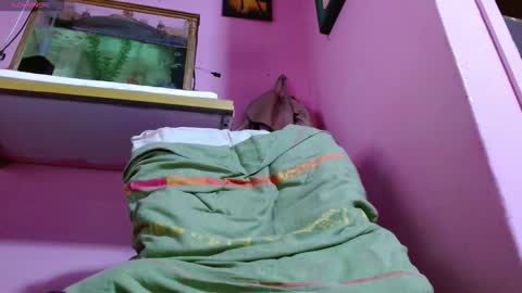 Snapshot of skinny1hugecock27 chatting on December 2025 05:21:02 PM skinny1hugecock27 online show from December 2025 05:21:02 PM