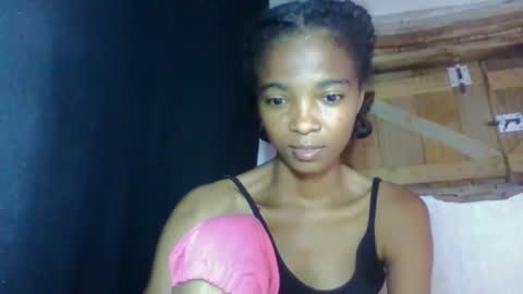 Snapshot of skinny7809 chatting on February 2026 09:55:02 PM skinny7809 online show from February 2026 09:55:02 PM