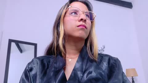 skinny_hottie18 online show from February 2025 01:54:02 PM