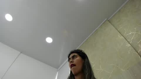 Noa online show from February 2025 05:33:01 PM