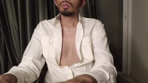 Snapshot of skinny_tamer chatting on July 2026 05:38:01 PM skinny tamer online show from July 2026 05:38:01 PM