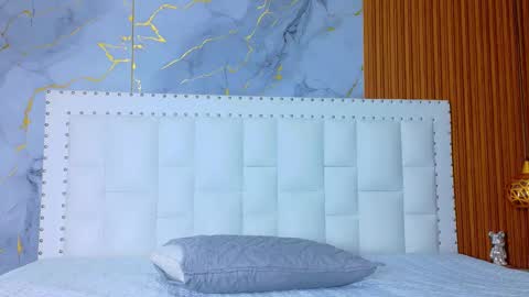 Snapshot of skinnyandcute_ chatting on September 2025 01:38:01 PM Mariah Black online show from September 2025 01:38:01 PM