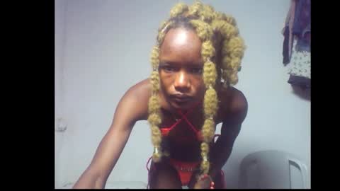 Linda independent model online show from December 2025 08:19:02 AM